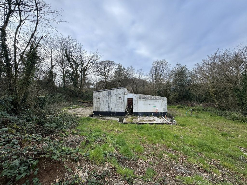 Property photo 3 of 14 Picture No. 24