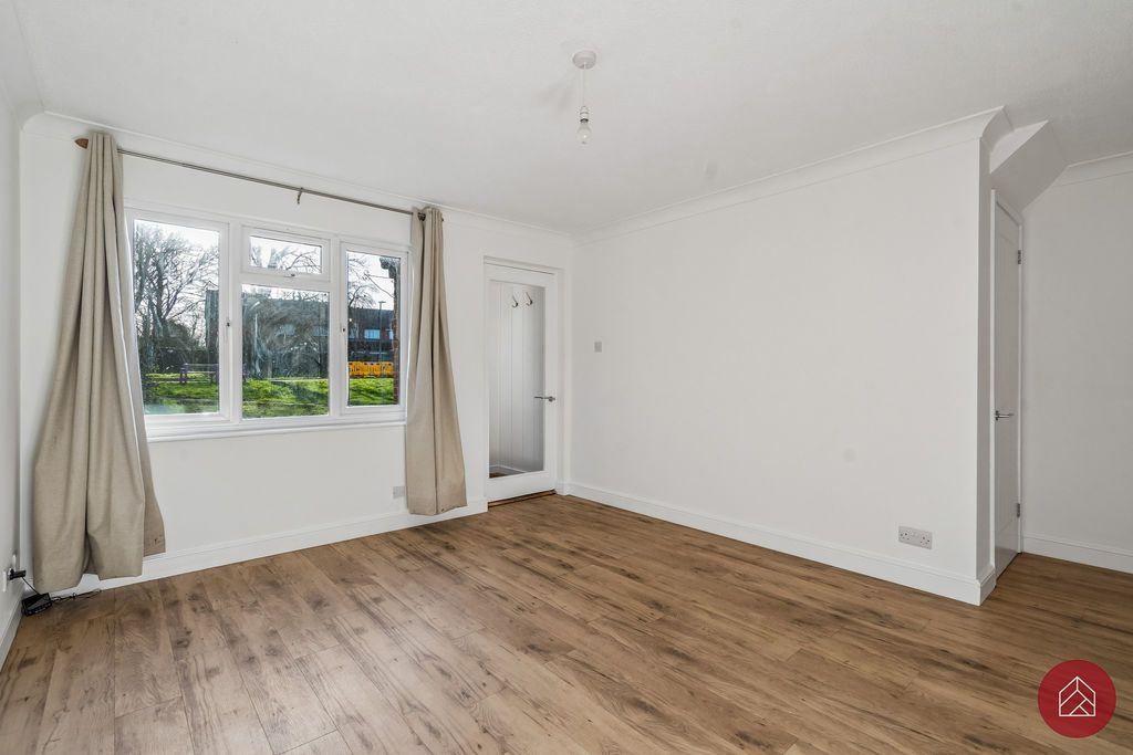 Property photo 3 of 19 Living Area