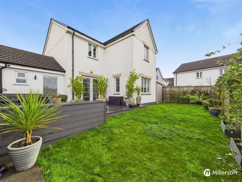 Property photo 2 of 28 Cam05092G0-Pr0127-Still038.Jpg