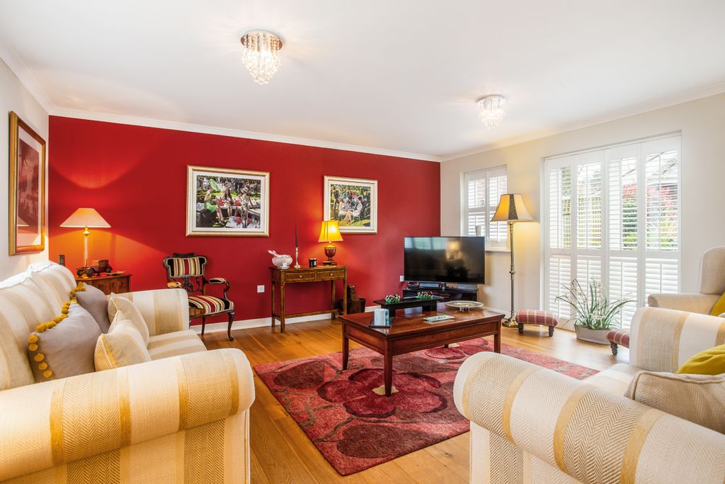 Property photo 2 of 14