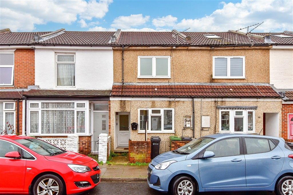 Property photo 2 of 7 Front (Web)