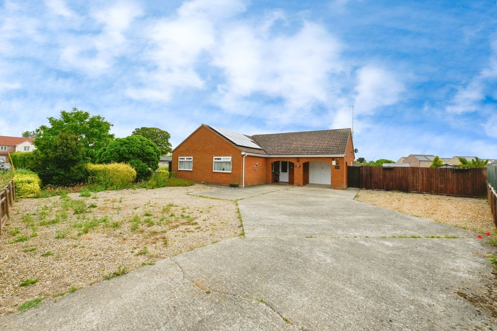 Property photo 1 of 17 Photo