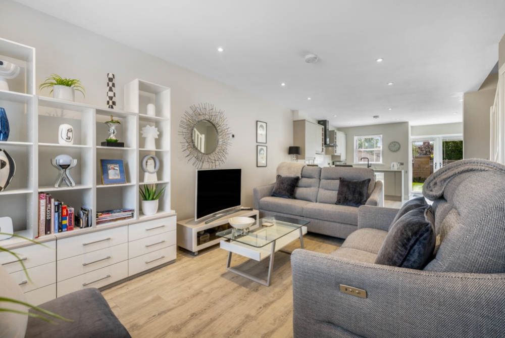 Property photo 2 of 20 15D Station Road (Boston)-8
