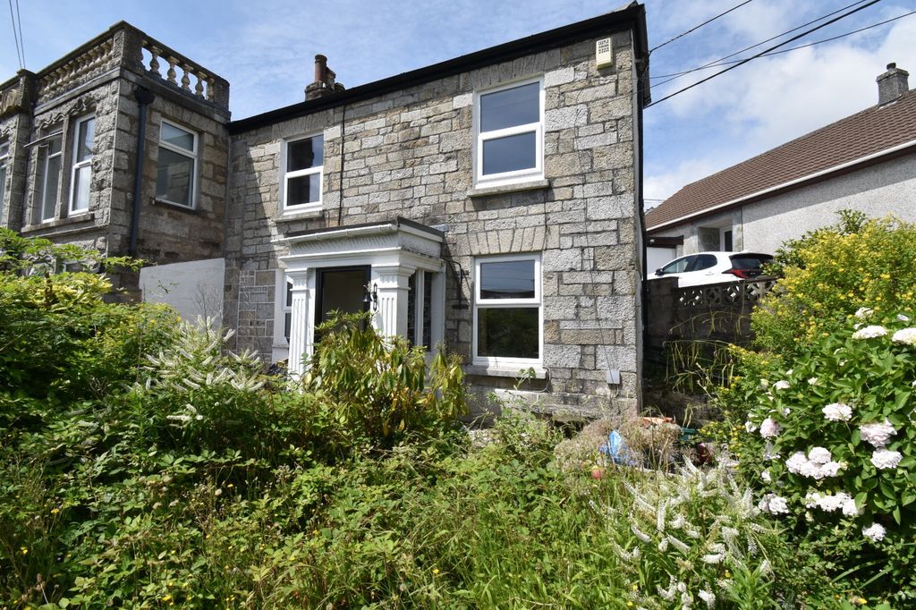 Property photo 3 of 12