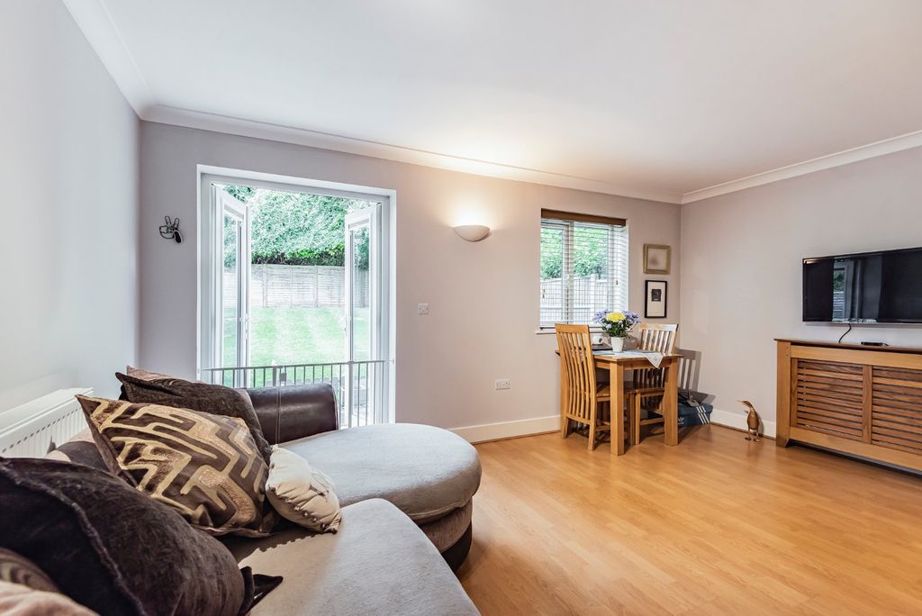 Property photo 2 of 10 Picture No. 02