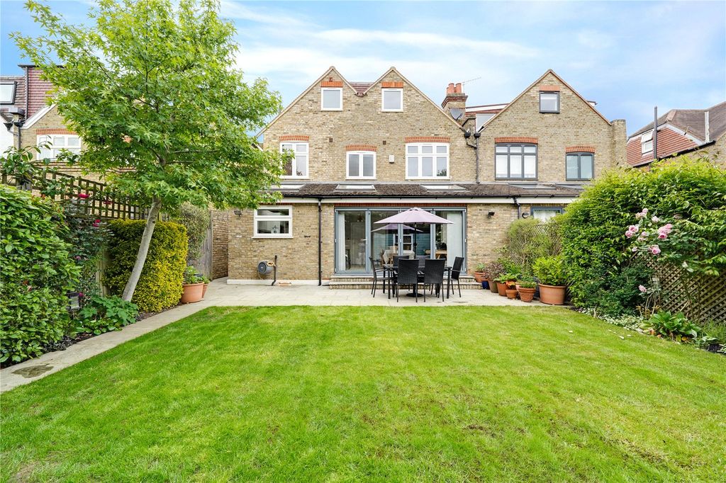 Property photo 2 of 14 Picture No. 13
