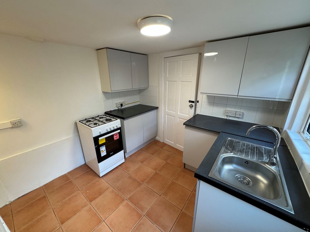 Property photo 3 of 7 1