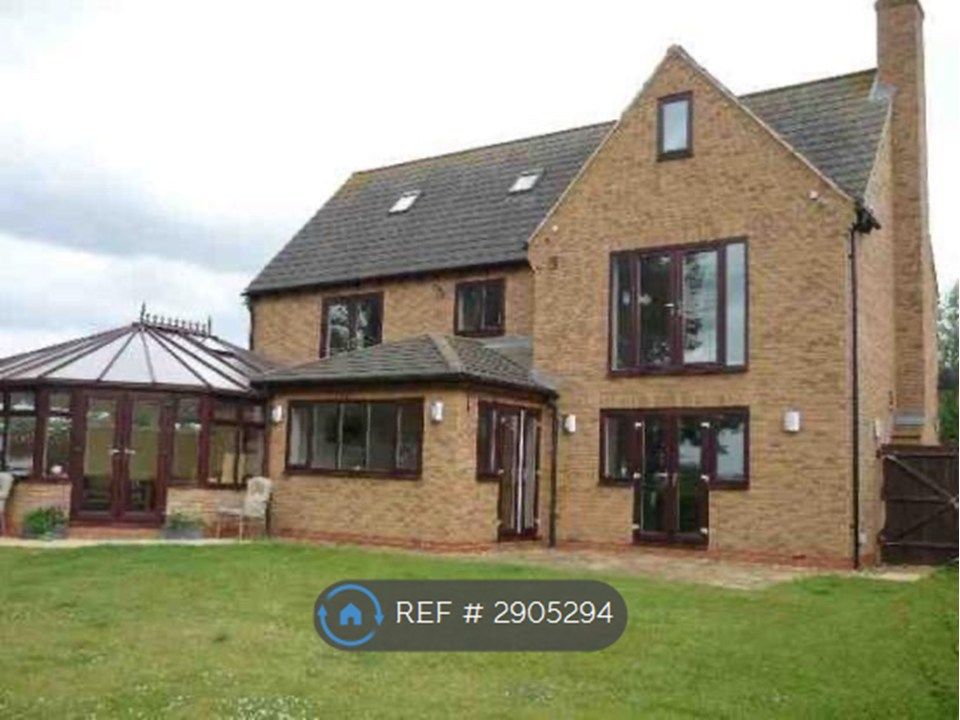 Property photo 3 of 18