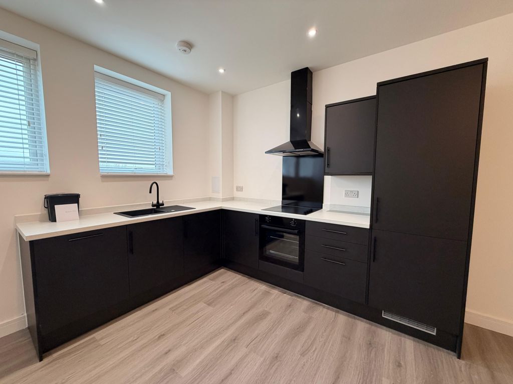Property photo 2 of 12 Kitchen
