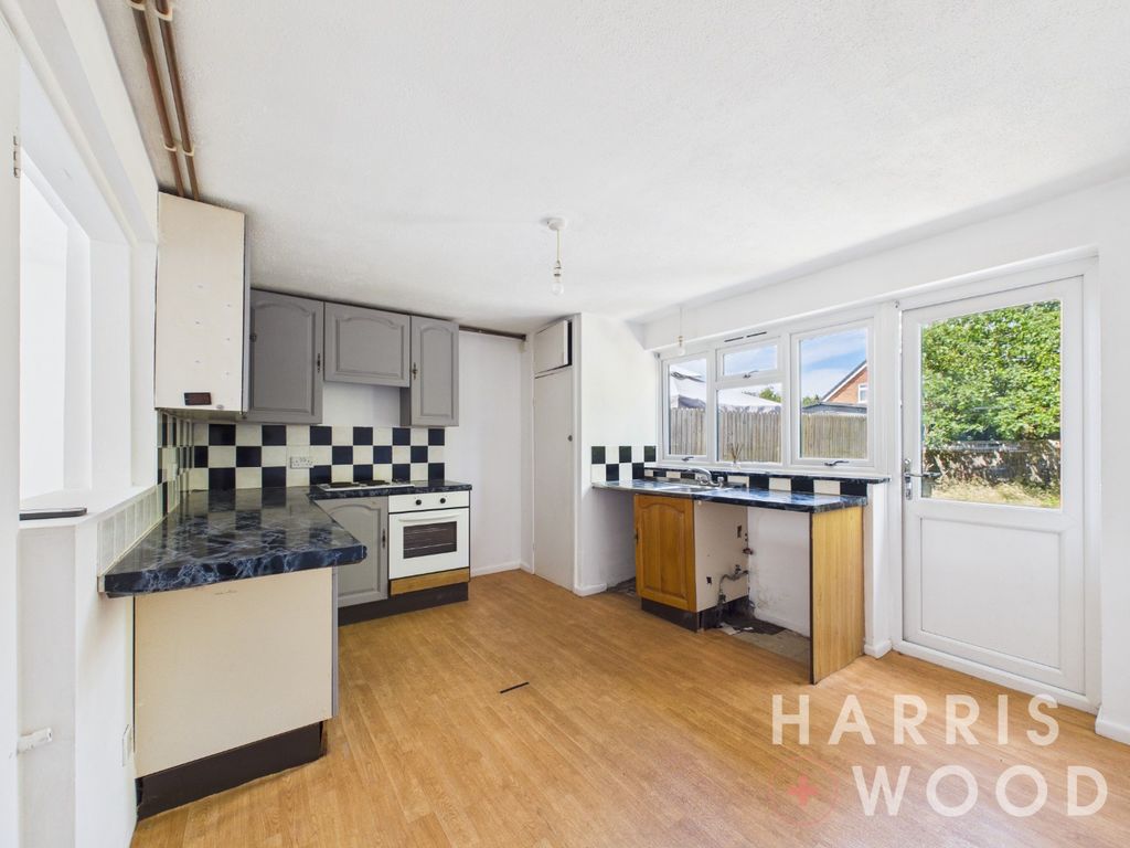 Property photo 2 of 20 5032912