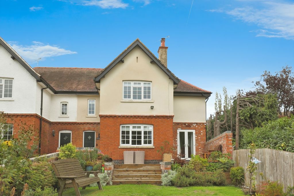 Property photo 1 of 17 Photo