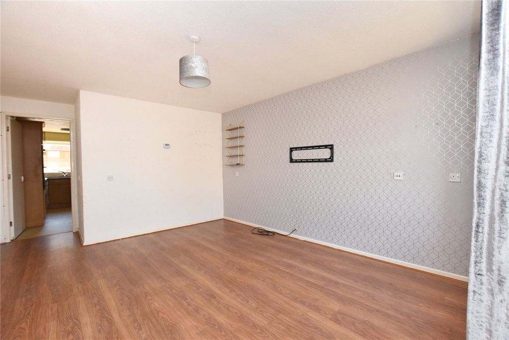 Property photo 3 of 12 Picture No. 23