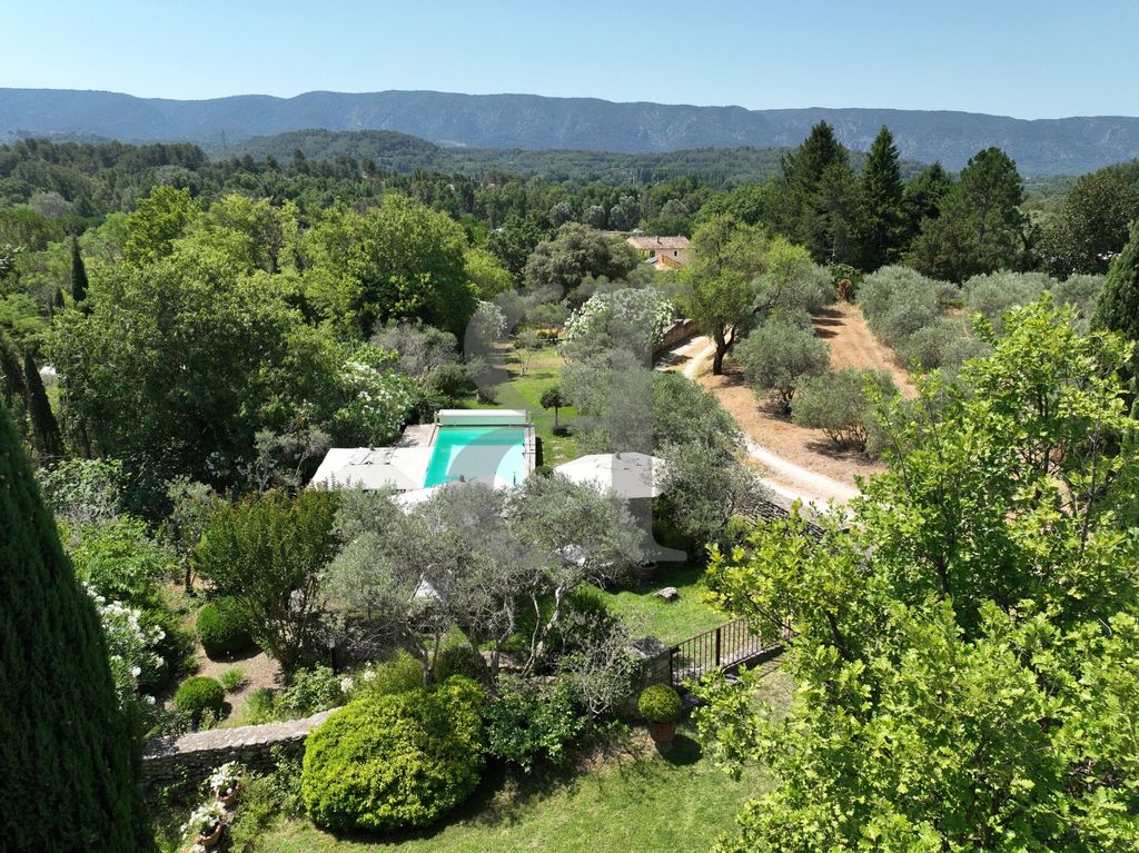 Property photo 2 of 28