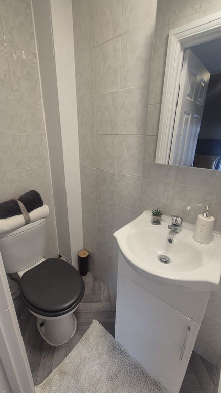 Additional image 6 of Studio to rent1 F High Town Road, Luton LU2