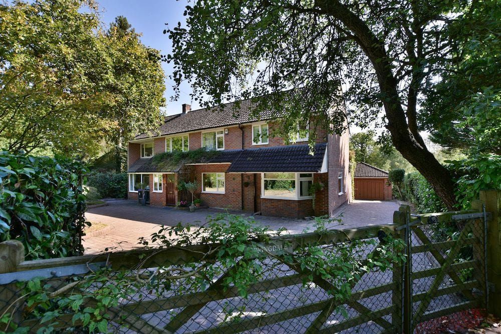 Property photo 1 of 21