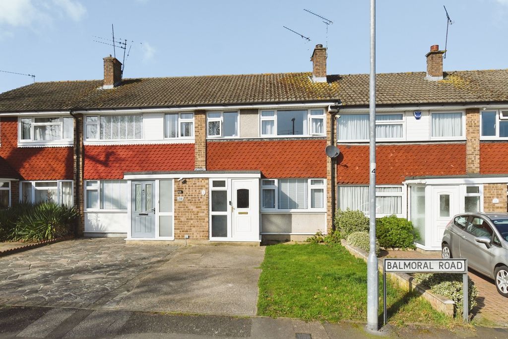 Property photo 1 of 16 Exterior