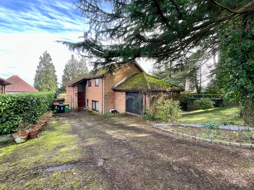 Property photo 3 of 23