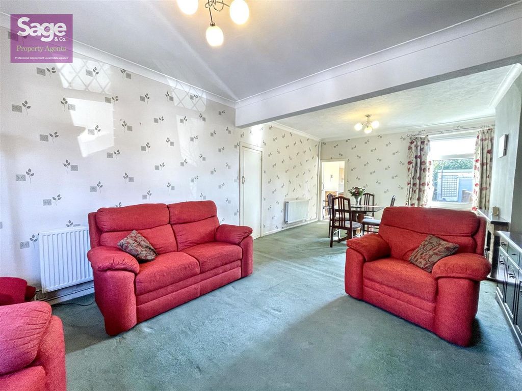 Property photo 3 of 30