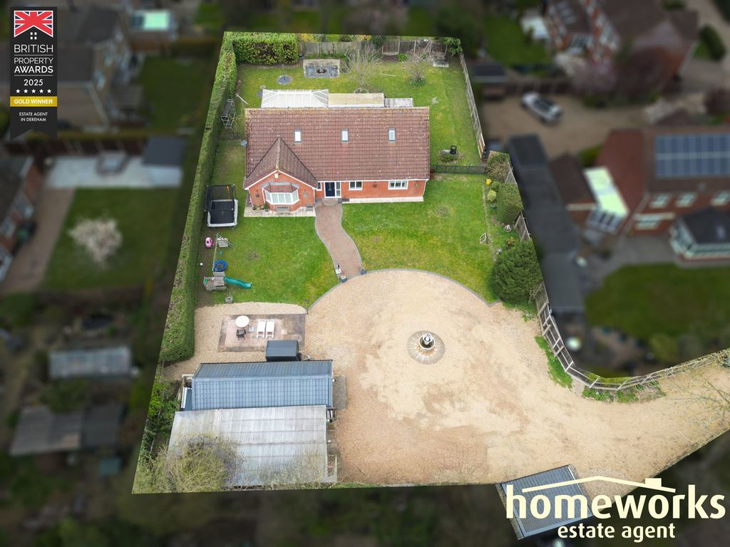 Property photo 1 of 28