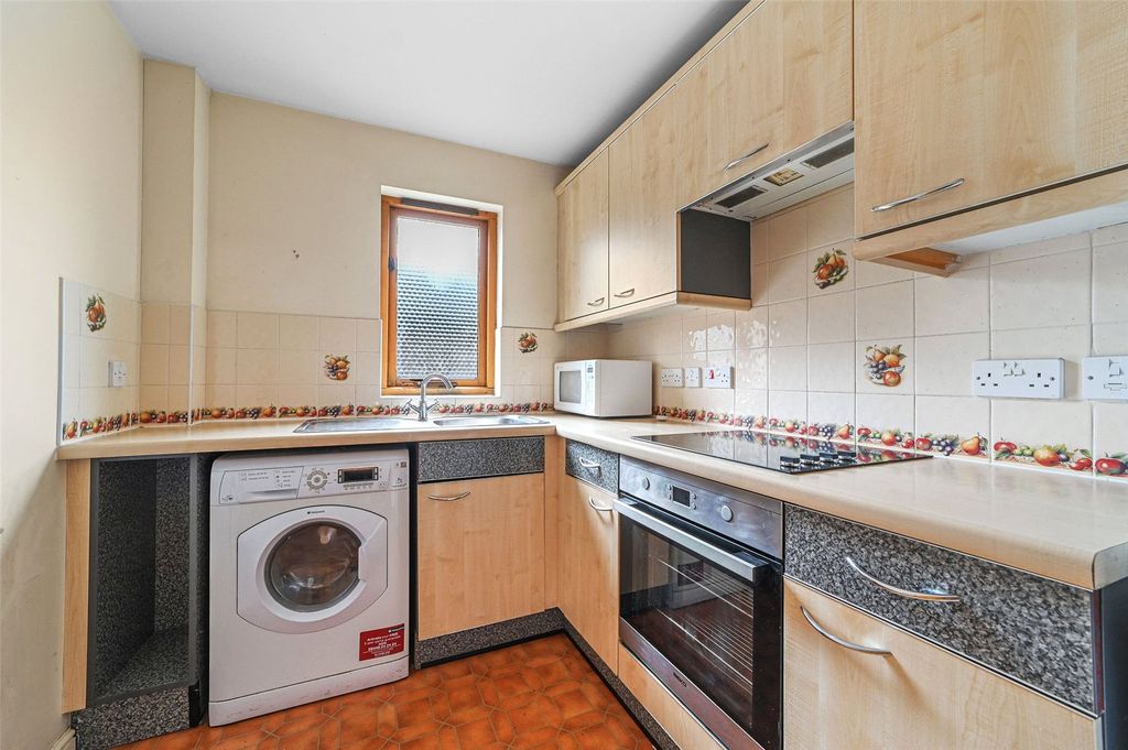 Property photo 2 of 10 Picture No. 08