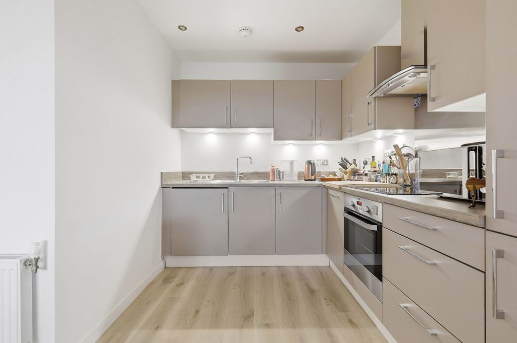 Property photo 2 of 17 Photo 2