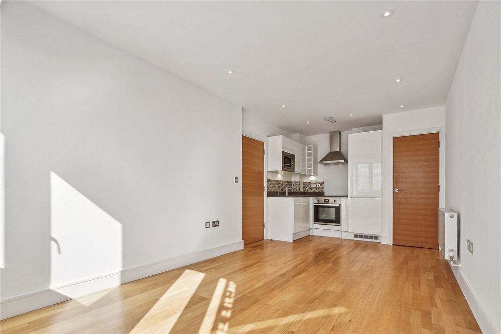 Property photo 2 of 10 Picture No. 03
