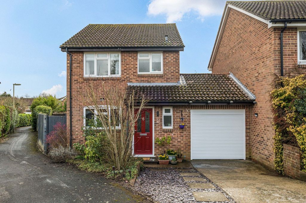 Property photo 1 of 18