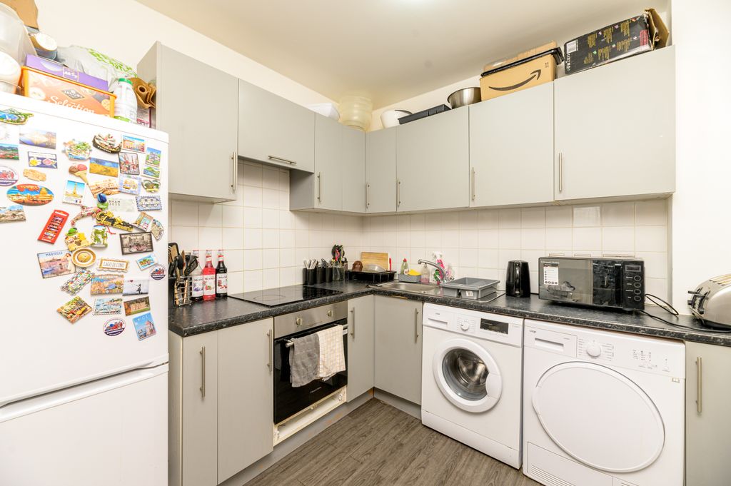 Property photo 3 of 19 13