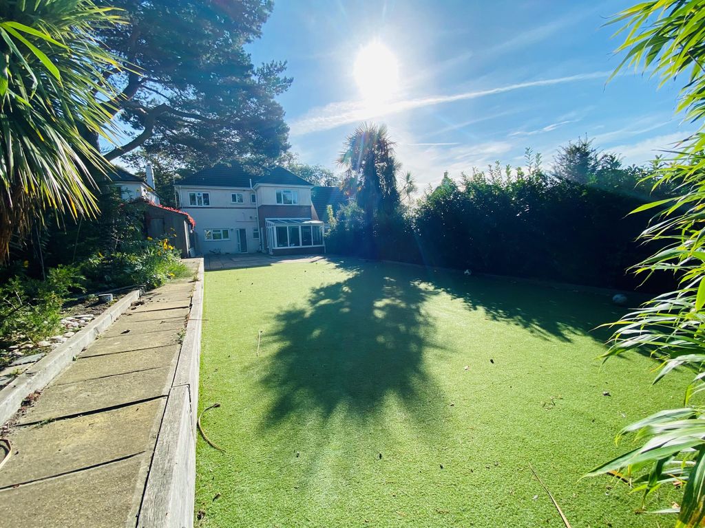 Property photo 3 of 11 Image