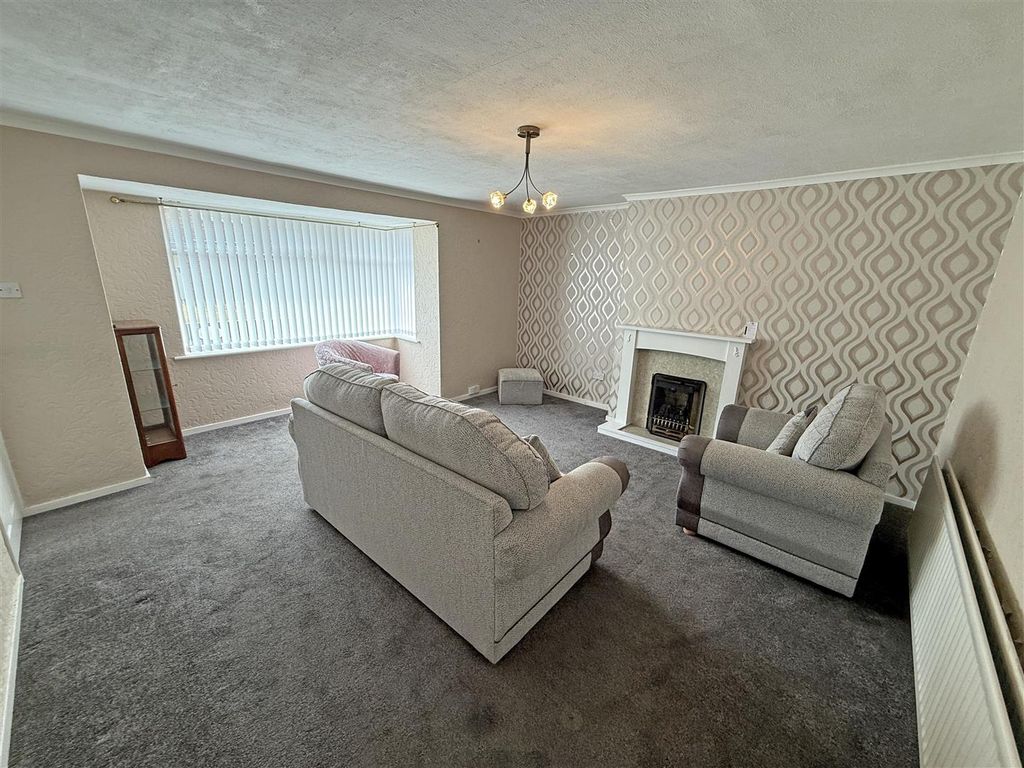Property photo 2 of 9 Living Room.Jpg
