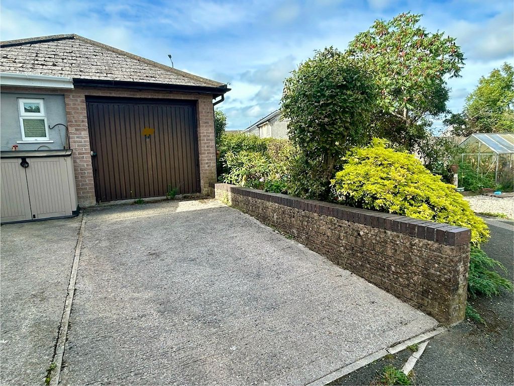 Property photo 2 of 8 Image