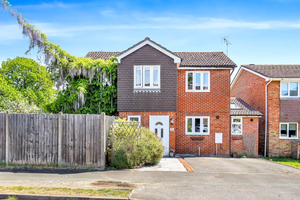 Additional image 39 of 3 bed detached house for saleAlma Road, Bordon GU35