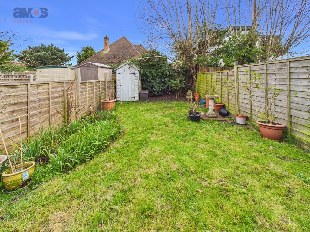 Property photo 3 of 16 4973095