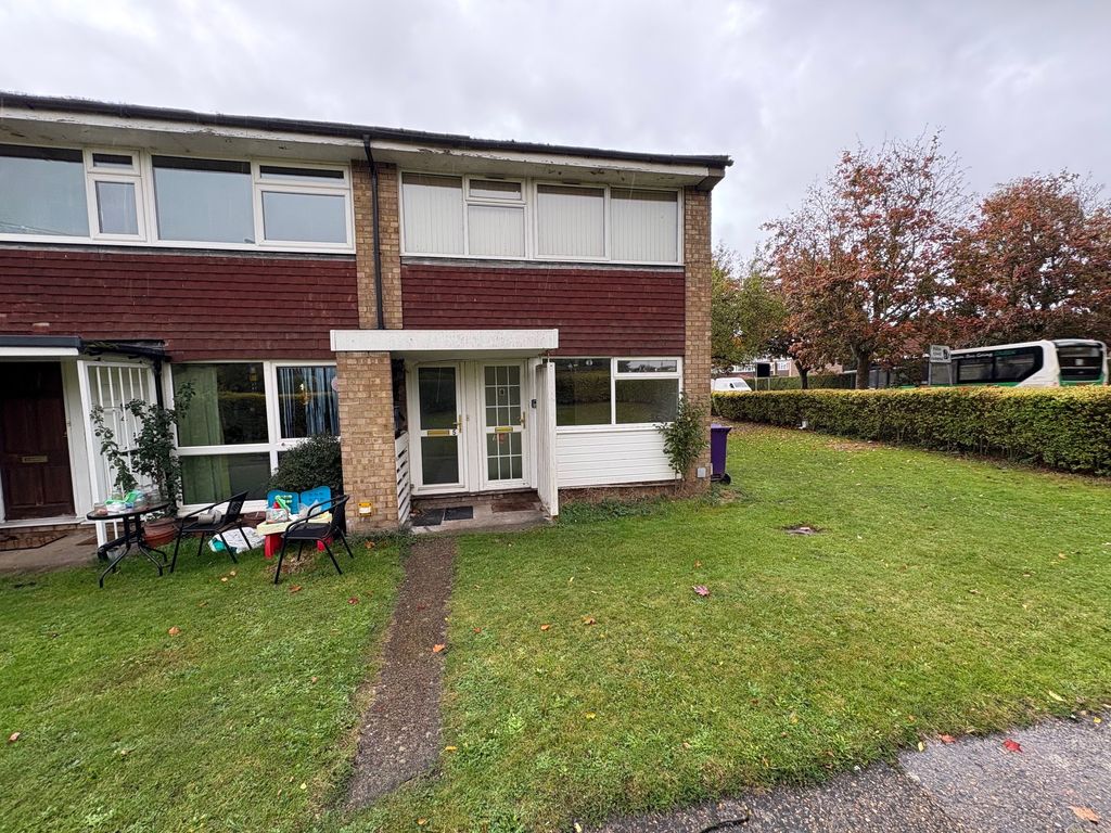Property photo 1 of 8
