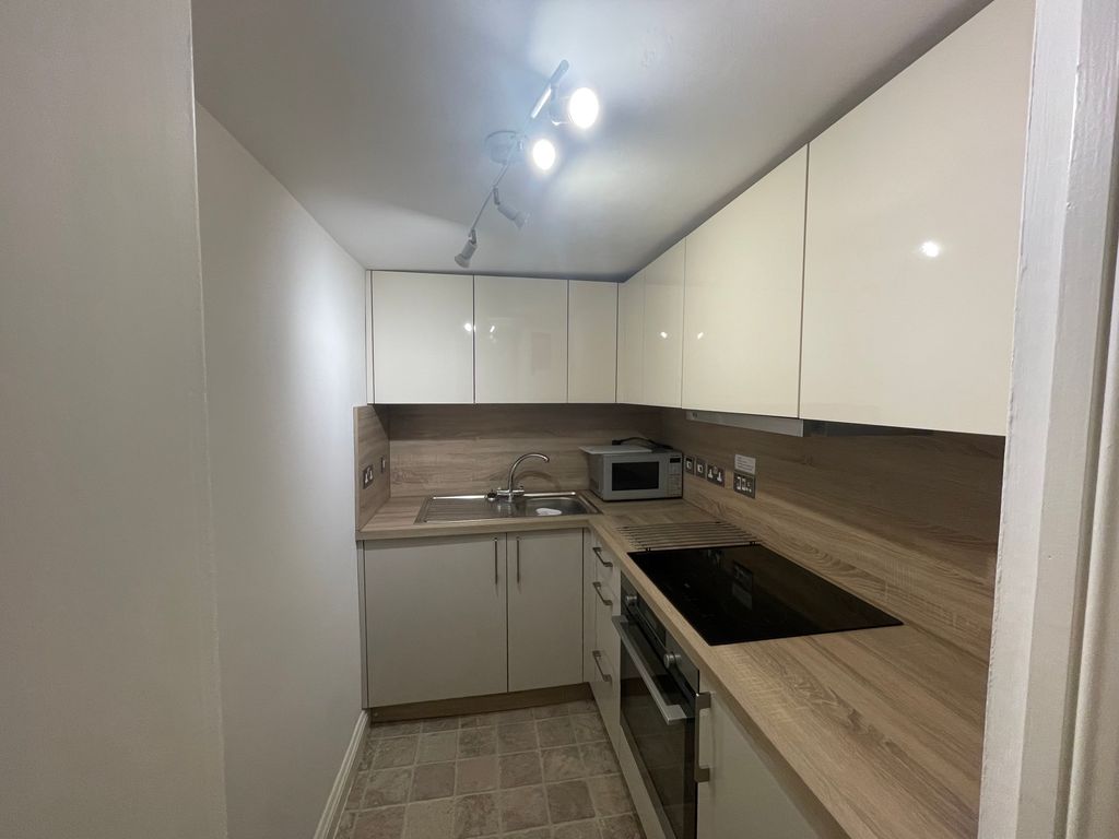 Property photo 2 of 9 Img_4754