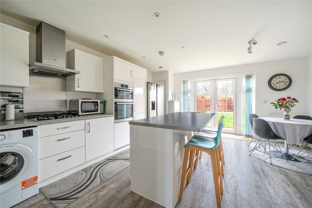 Property photo 3 of 15 Picture No. 49