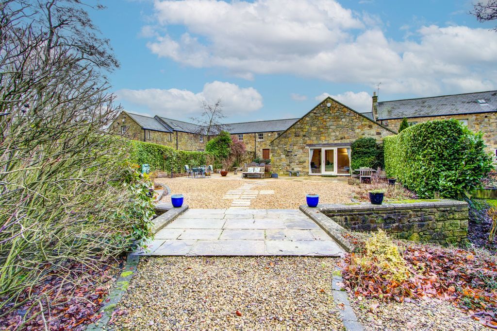 Property photo 3 of 47 Rear Garden