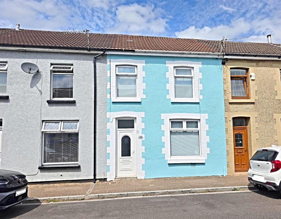 Property photo 1 of 16