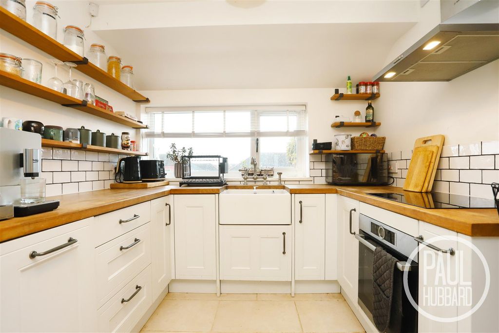 Property photo 2 of 15 Img_1227.Jpg