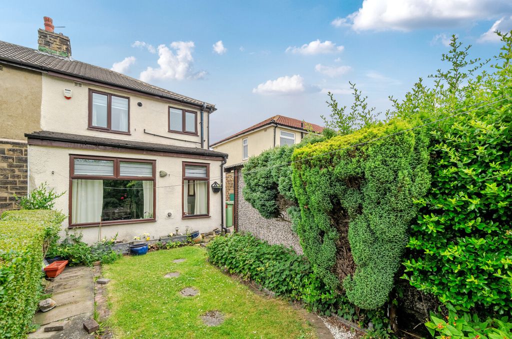 Property photo 1 of 15 1315590-12-685A8E...