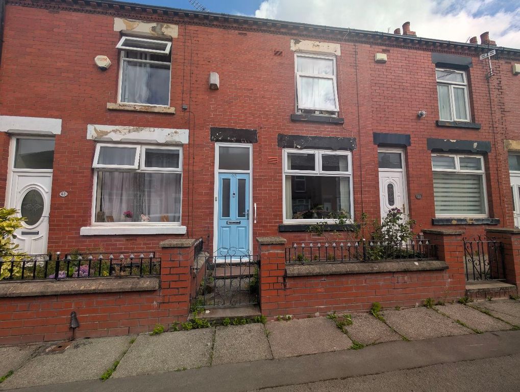 Property photo 1 of 12