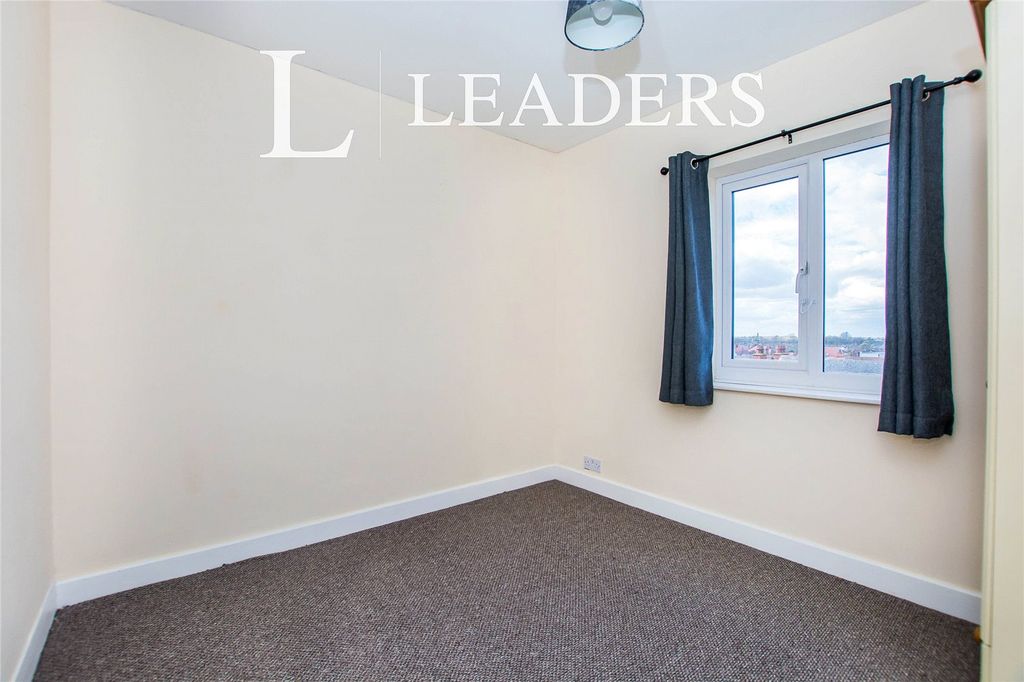 Property photo 2 of 10 Picture No. 11