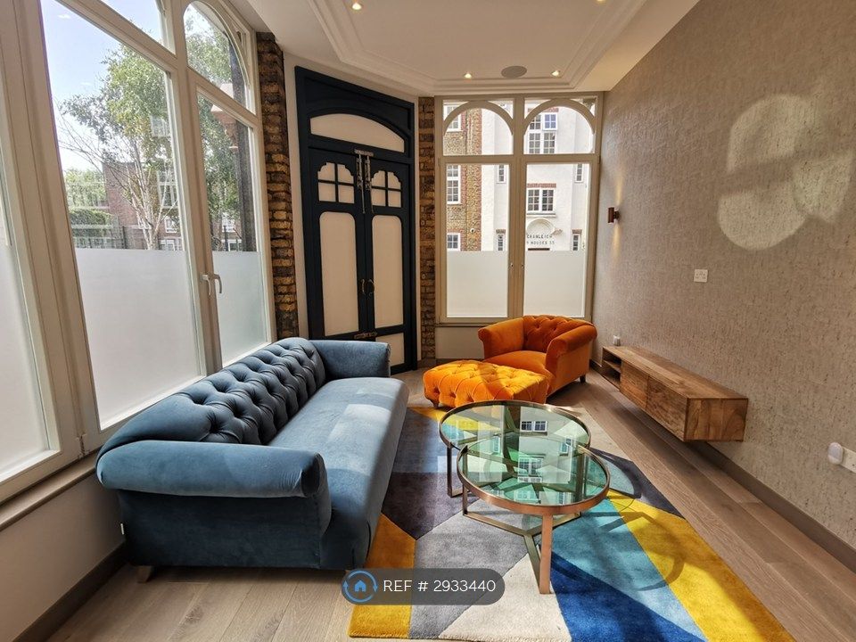 Property photo 1 of 15 Lounge 1
