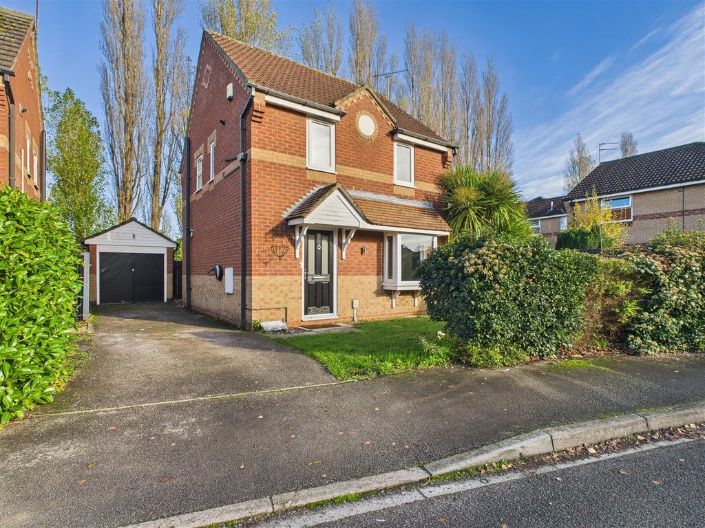 Property photo 1 of 11 Cam03303G0-Pr0257-Still011.Jpg