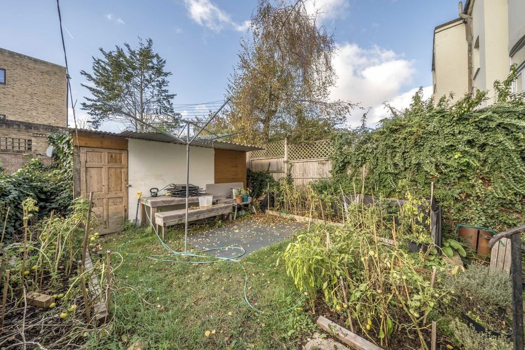 Property photo 2 of 4