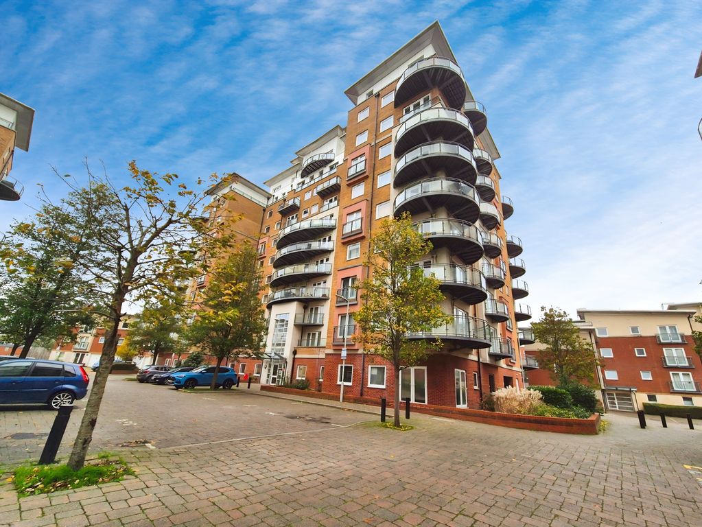 Property photo 1 of 8 Front