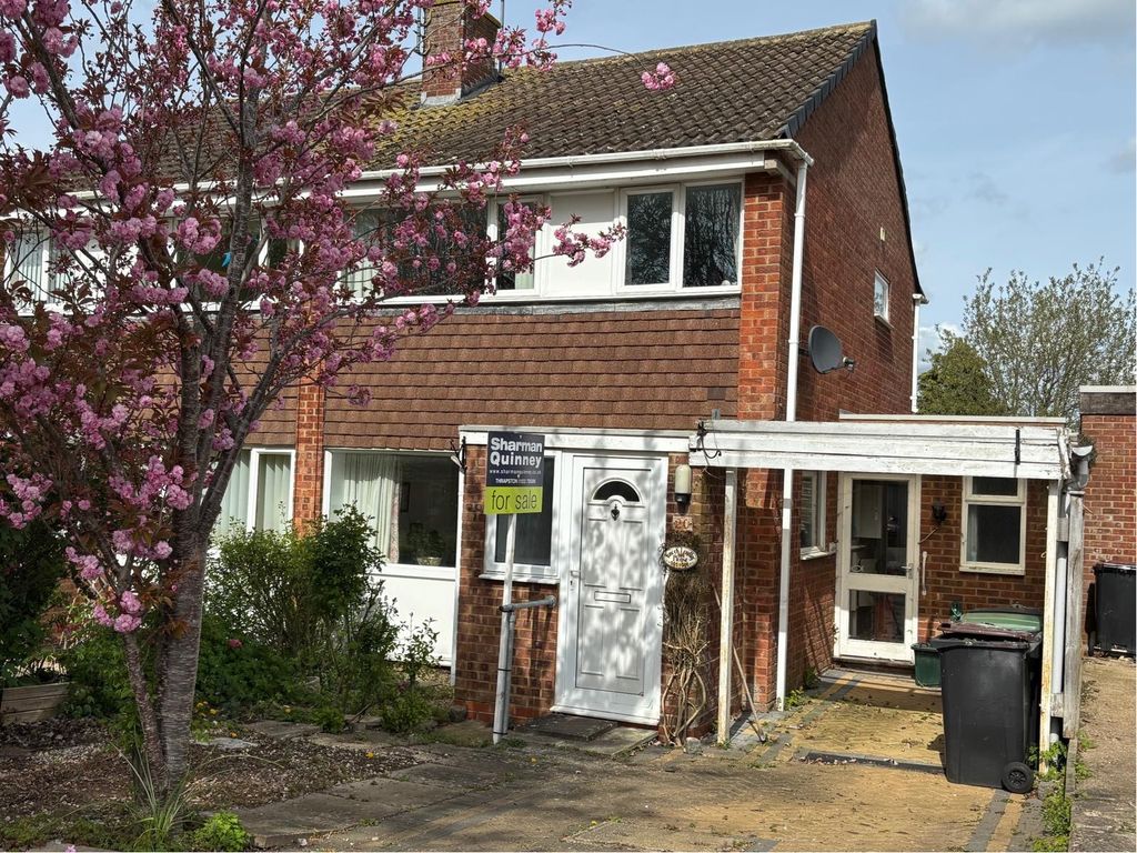 Property photo 1 of 3