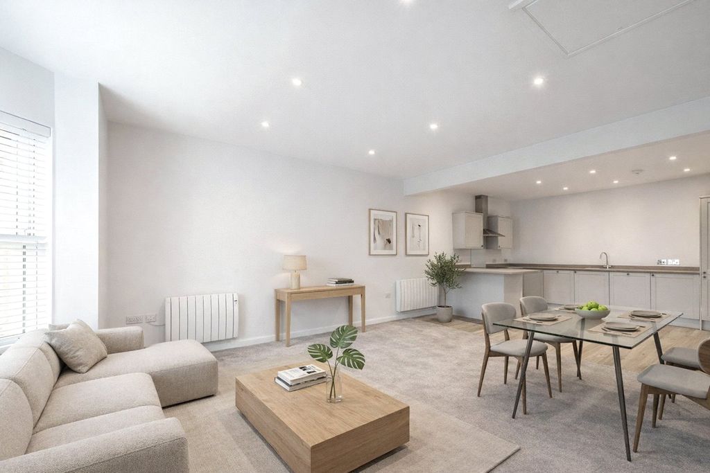 Property photo 1 of 10 Picture No. 27