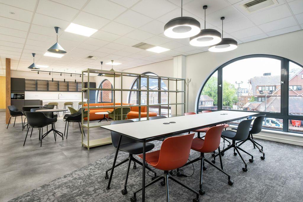 Property photo 2 of 22 Iw270525Gka0451St.Jpg