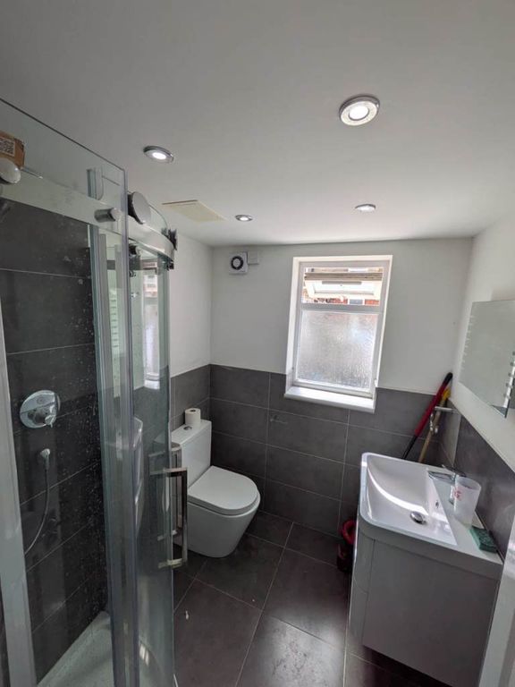 Property photo 3 of 3